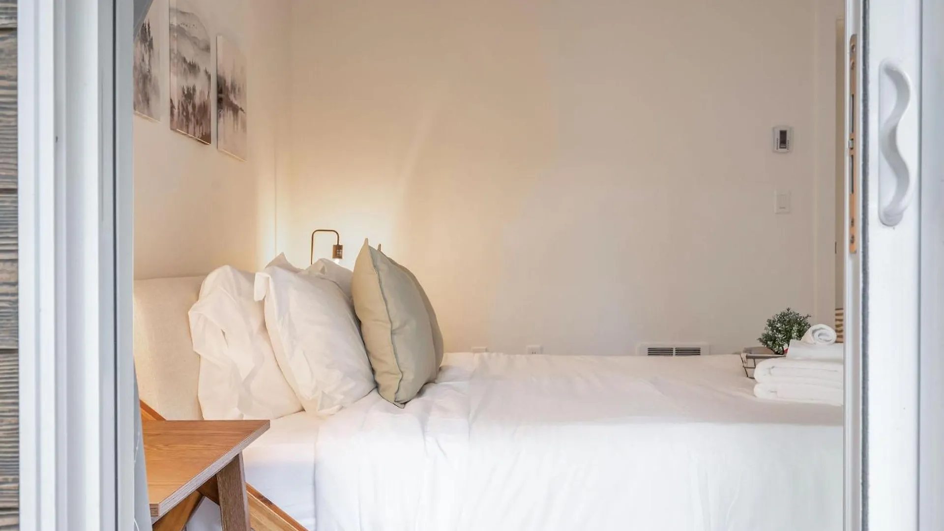 Winslow Place By Betterstay Seattle 0*,  United States